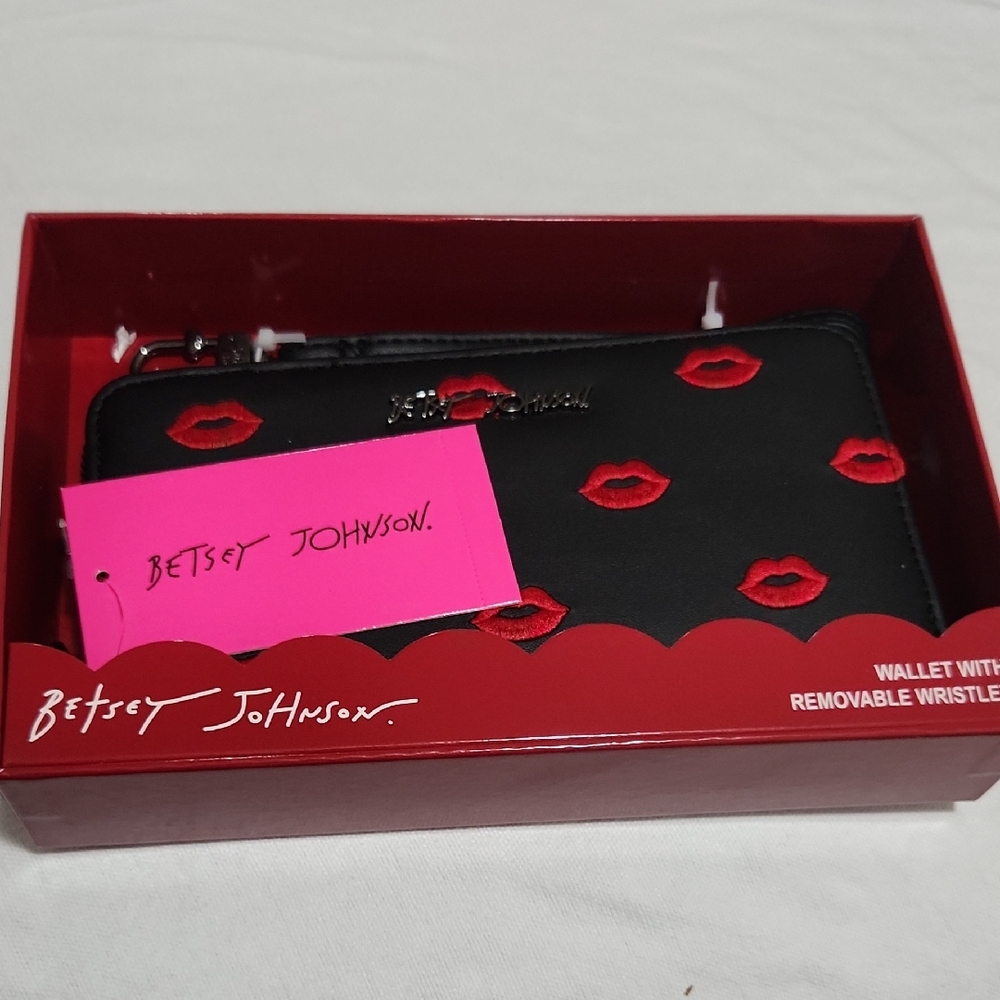 Betsey Johnson Black and Red Lip Wallet
